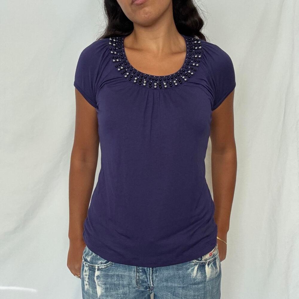 Violet purple short sleeve top bead studded scoop neck